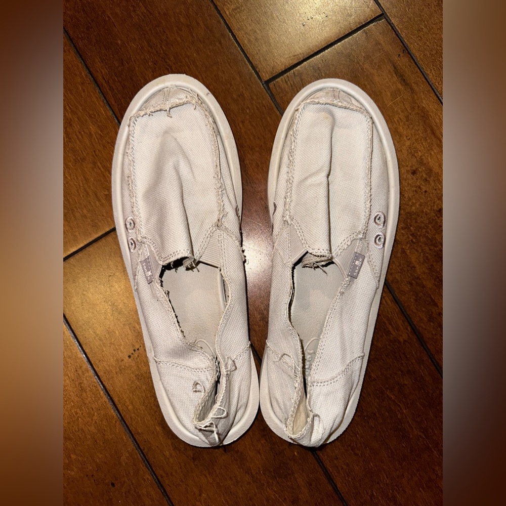 Sanuk slip on shoes